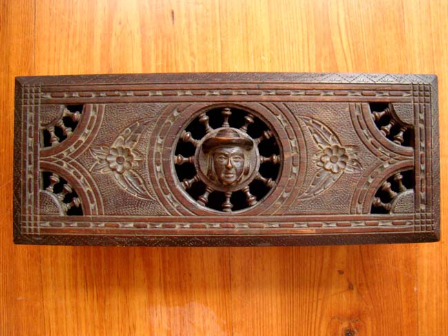 A 19th century Renaissance 'style' carved box featuring a bust of Christopher Columbus